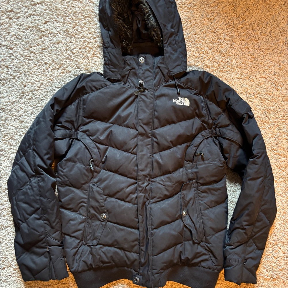 The North Face Women's Black Winter Puffer Coat